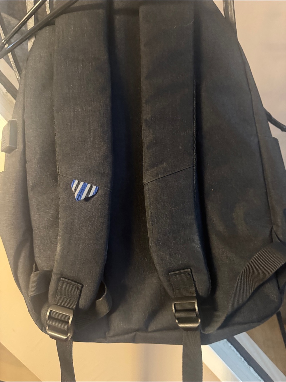 Modeker Black backpack - Picture 3 of 4